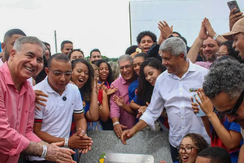 Rosemberg retoma atividades no interior após cirurgia