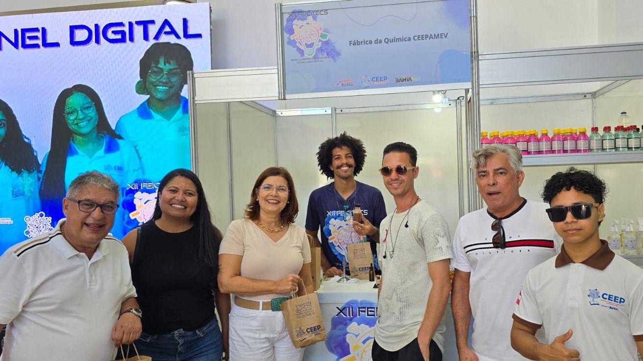 Em Ilhéus, Rosemberg visita Feira de Ciência e Tecnologia e se reúne com provedor da Santa Casa de Misericórdia Imagem de Em Ilhéus, Rosemberg visita Feira de Ciência e Tecnologia e se reúne com provedor da Santa Casa de Misericórdia