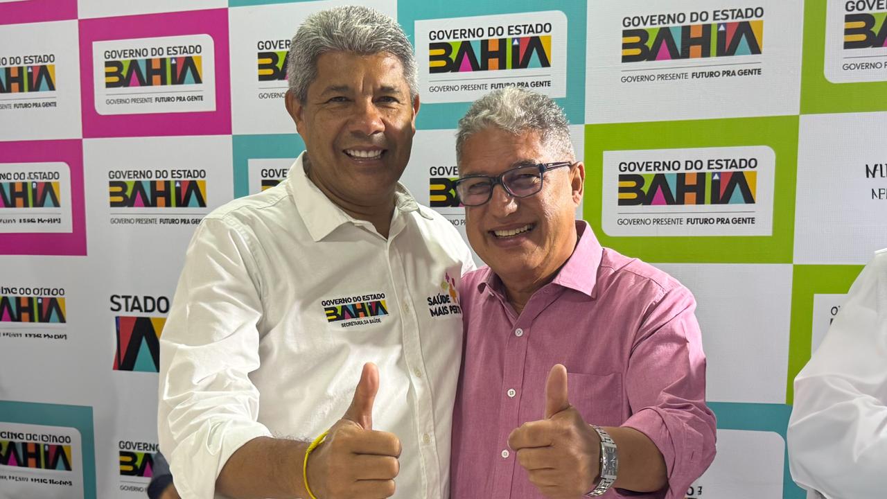 Rosemberg agradece Jerônimo por envio de novas viaturas para reforçar trabalho da Polícia Militar no Médio Sudoeste Imagem de Rosemberg agradece Jerônimo por envio de novas viaturas para reforçar trabalho da Polícia Militar no Médio Sudoeste