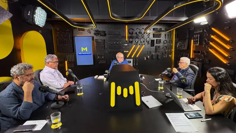 Imagens de Jornal da Metropole no Ar - Mário Kertész