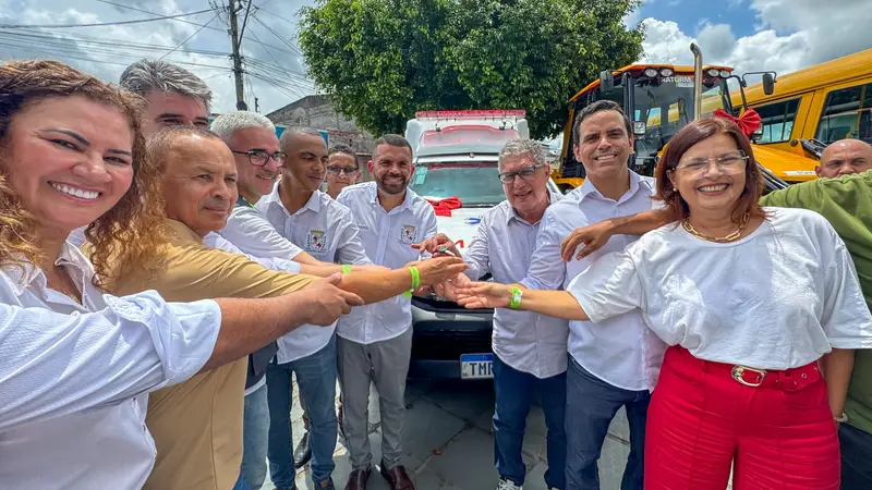 Almadina completa 64 anos de emancipação política e ganha ambulância nova de Rosemberg