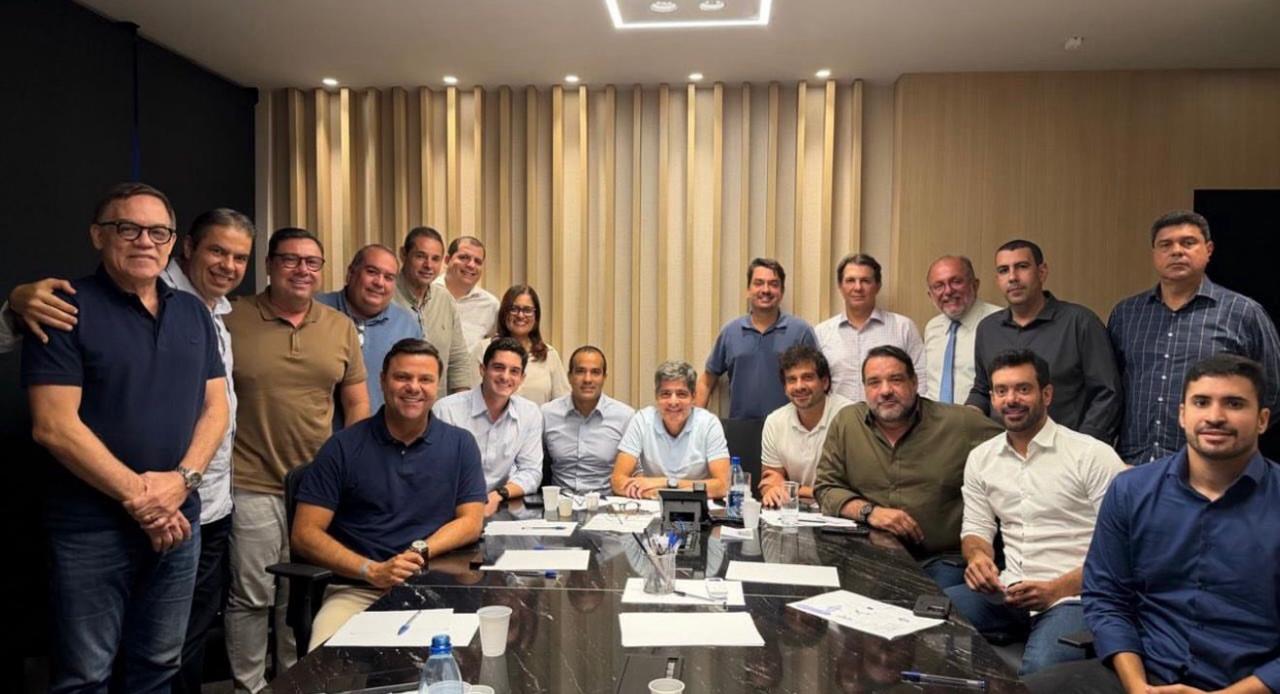 Imagem de Foto revela que afro-conveniência de ACM Neto é só na hora do voto