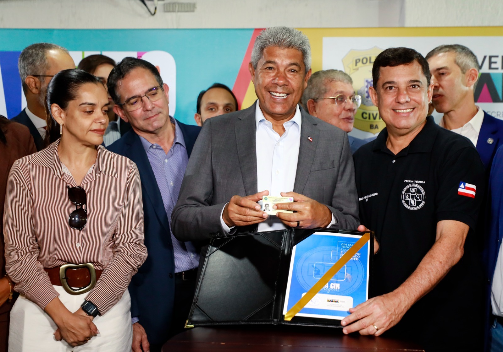 Governo da Bahia inicia emissão da nova Carteira de Identidade Nacional em policarbonato Imagem de Governo da Bahia inicia emissão da nova Carteira de Identidade Nacional em policarbonato