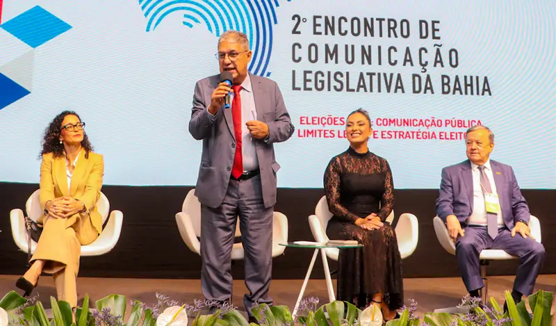 Rosemberg participa de abertura de encontro de Comunicação Legislativa na Alba